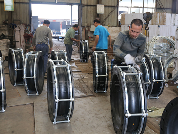 上海駱盈為華為中央機房提供<a href=https://www.huanjingjz.com target=_blank class=infotextkey>橡膠軟接頭</a>